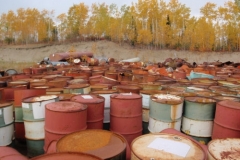 close-up-barrels-Hwy